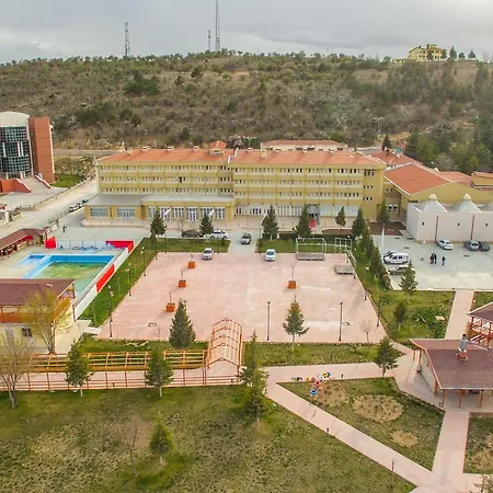 Sahi̇b Ata Termal 4* Ilgın