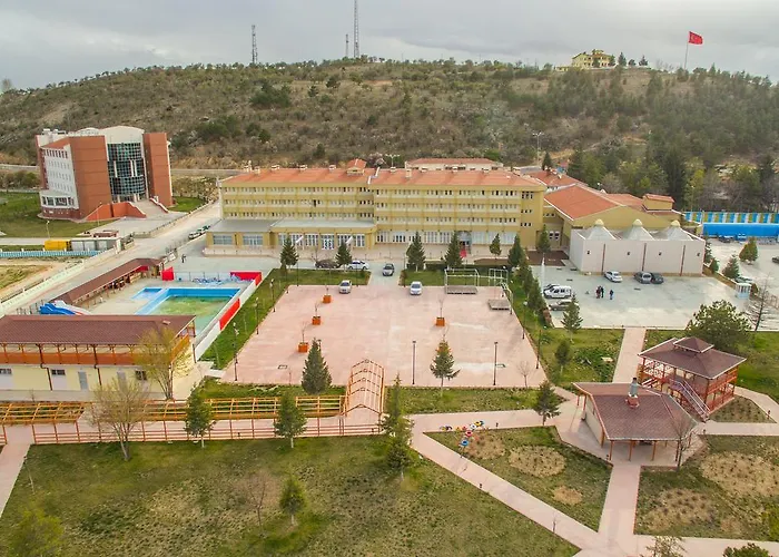 Sahi̇b Ata Termal 4* إيلغين